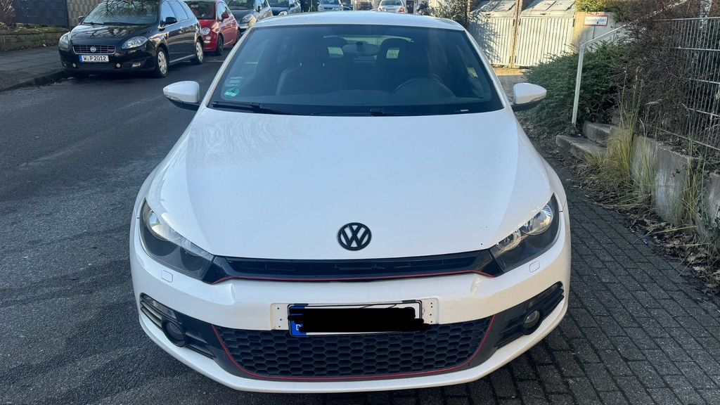 VW Scirocco 122.000 km 6.750 &euro; Wuppertal 42113
