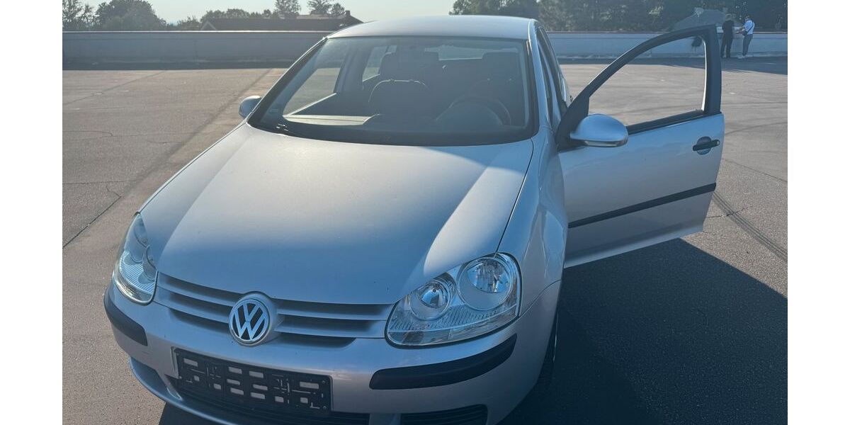 VW Golf 205.145 km 3.300 &euro; Solingen 42719