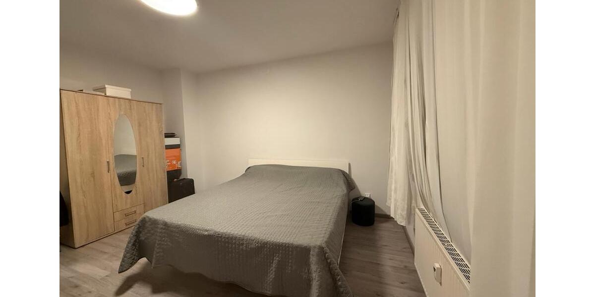 Etagenwohnung Duisburg Mittelmeiderich - 1 Zimmer, 50 m&sup2;, 750&euro; | Angebot:25616598