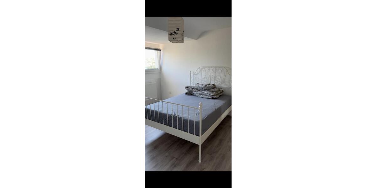 Dachgeschoßwohnung Remscheid - 1 Zimmer, 31 m&sup2;, 400&euro; | Angebot:26252179
