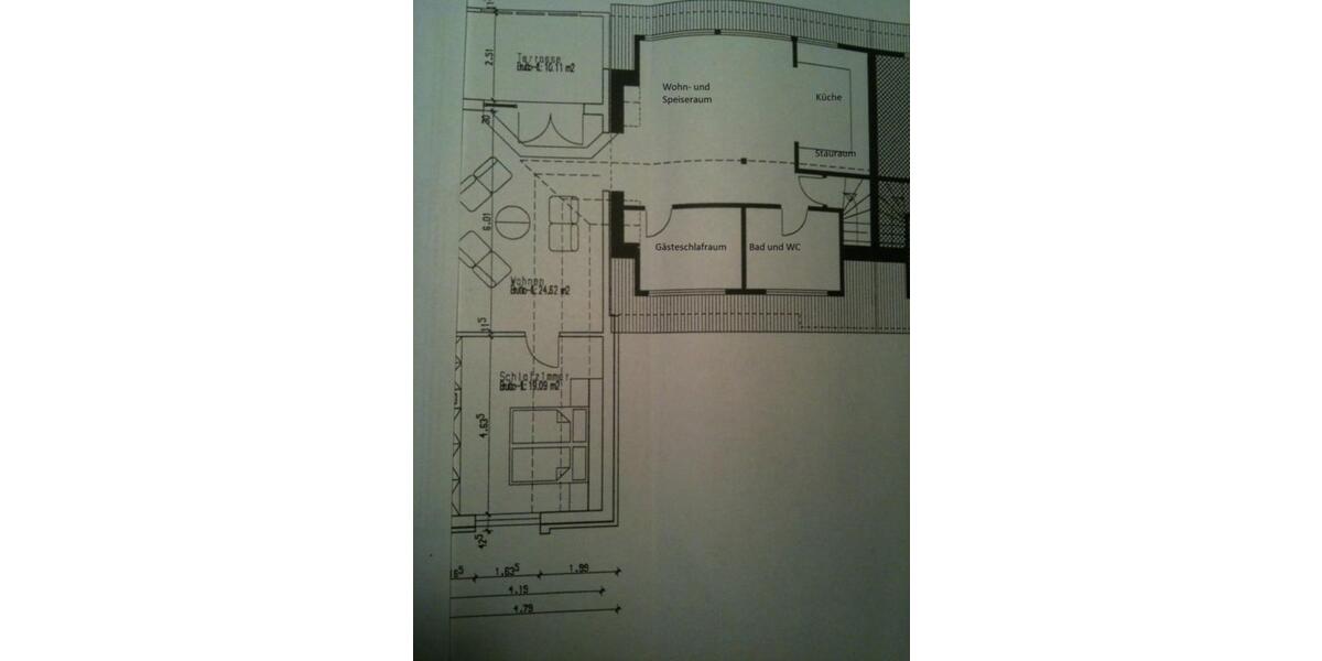 Dachgeschosswohnung mit Loggia (ca. 100 m²) 3 zimmer