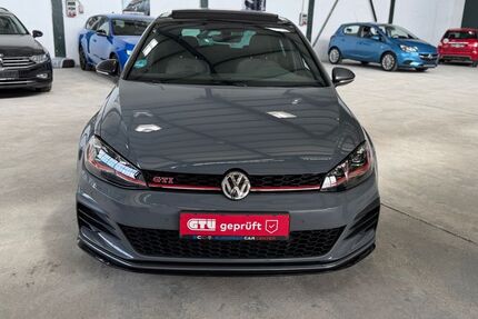 VW Golf 81.555 km 24.990 &euro; Oberhausen 46149