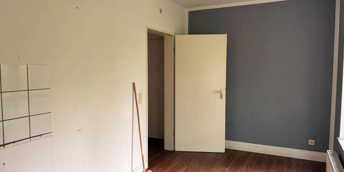 Etagenwohnung Düsseldorf Oberbilk - 2 Zimmer, 66 m&sup2;, 766&euro; | Angebot:26499510