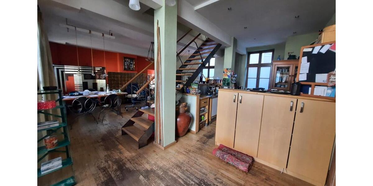 Freistehendes Einfamilienhaus mit Garten in Düsseldorf Heerdt 7 zimmer