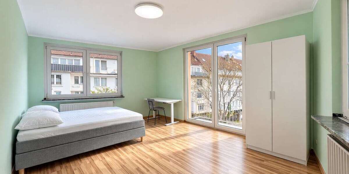 Etagenwohnung Düsseldorf Düsseltal - 4 Zimmer, 90 m&sup2;, 2.000&euro; | Angebot:25661710