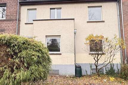 Haus zum Kaufen in Düsseldorf 499.000 € 200 m² 6 zimmer