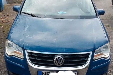 VW Touran 347.000 km 1.200 &euro; Neuss 41469