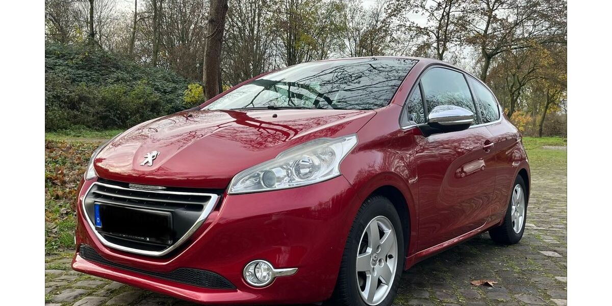 Peugeot 208 136.400 km 4.999 &euro; Duisburg 47169