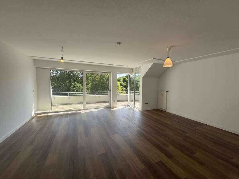 Wohnung zum Mieten in Düsseldorf Kaiserswerth 1.190 € 90 m²