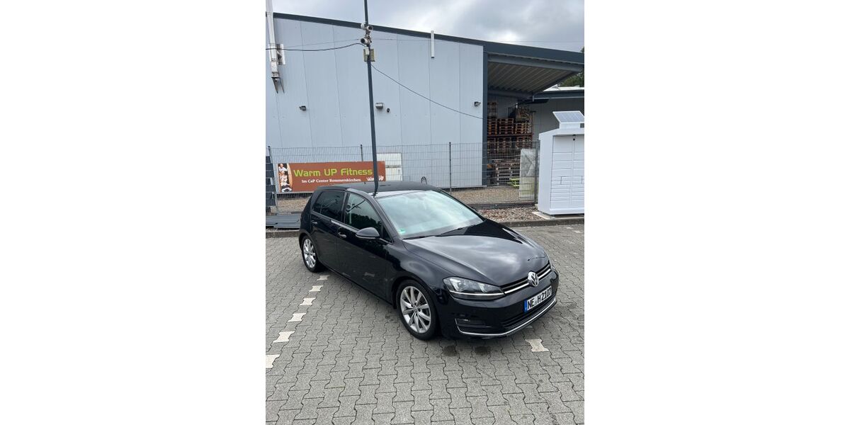 VW Golf 89.000 km 12.500 &euro; Rommerskirchen 41569