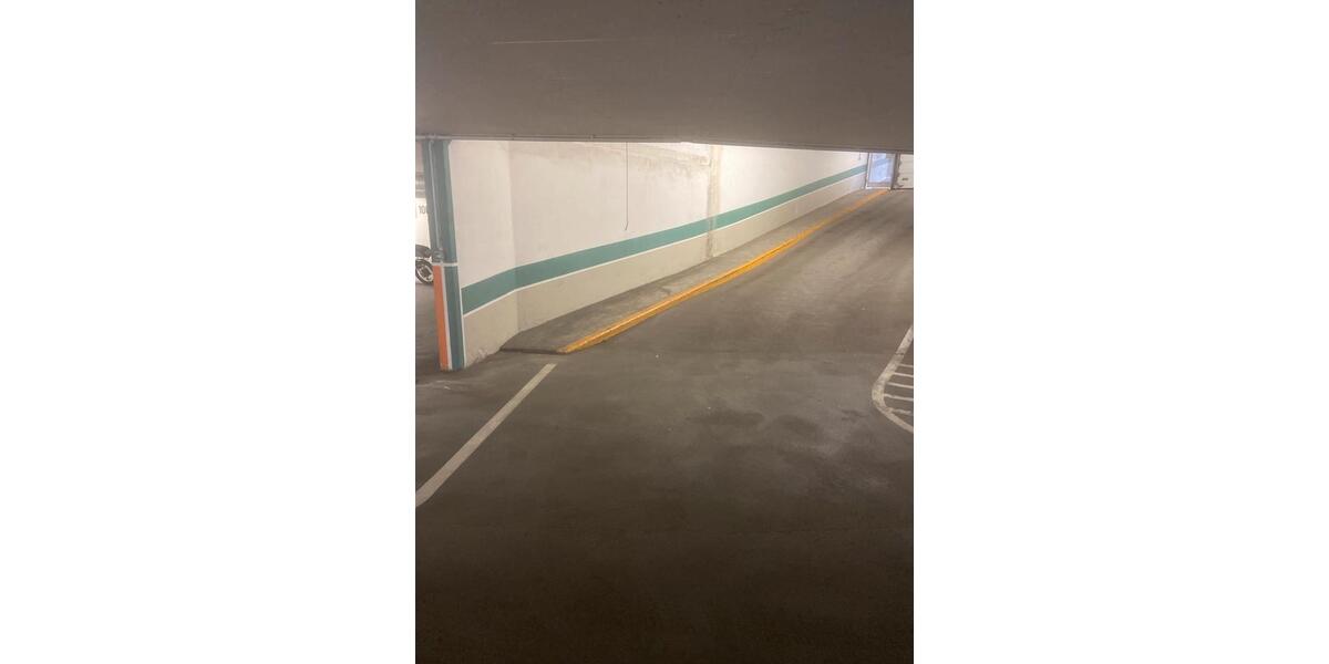 Garagen / Stellplätze Düsseldorf Stadtbezirk 5 - 85&euro; | Angebot:24739615