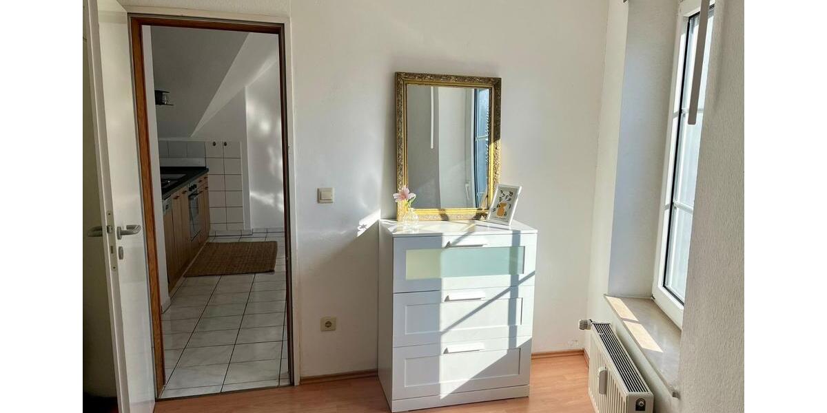 Dachgeschoßwohnung Krefeld - 3 Zimmer, 80 m&sup2;, 159.000&euro; | Angebot:25408308