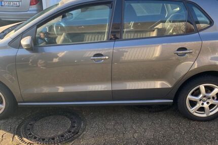 VW Polo 23.789 km 9.499 &euro; Düsseldorf 40470