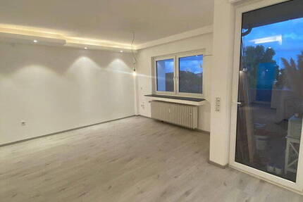 Furnished High end Apartment + Balcony + private parking