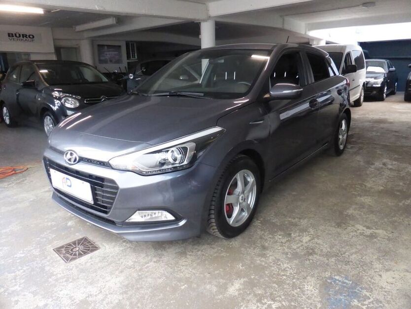 i20