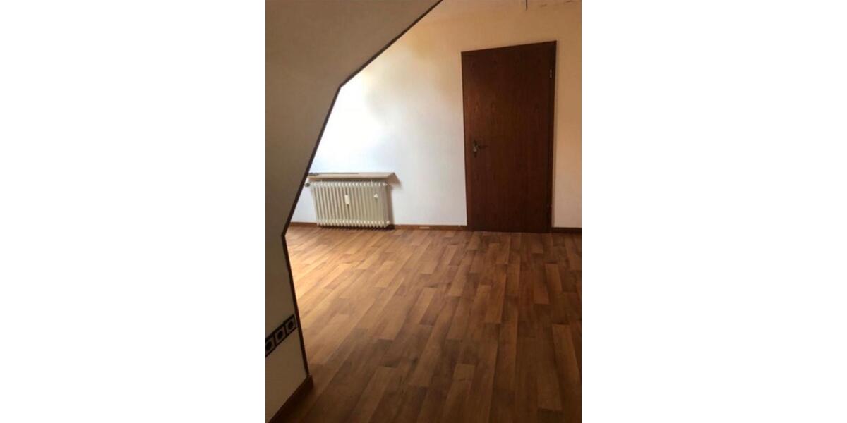 Dachgeschoßwohnung Kaarst - 2 Zimmer, 63 m&sup2;, 770&euro; | Angebot:26389370