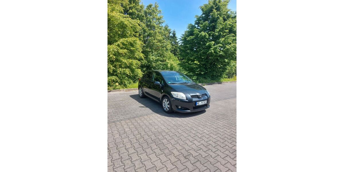 Toyota Auris 159.000 km 4.700 &euro; Grevenbroich 41516