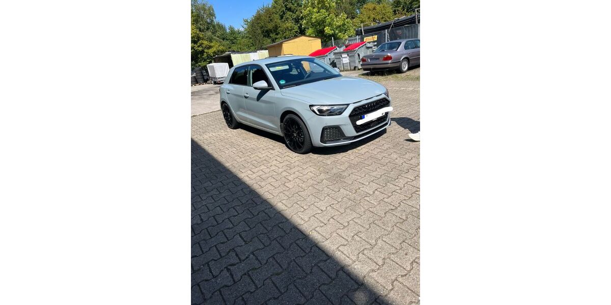Audi A1 16.868 km 22.300 &euro; ratingen 40880