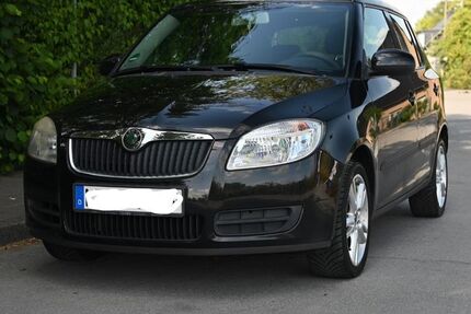 Skoda Fabia 139.000 km 1.900 &euro; Leverkusen 51379