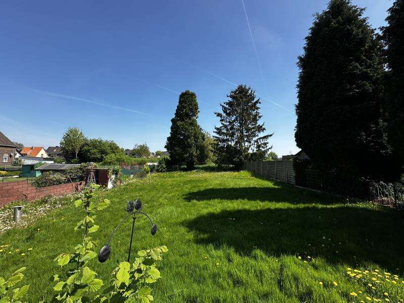 Haus zum Kaufen in Meerbusch 695.000 € 120 m²