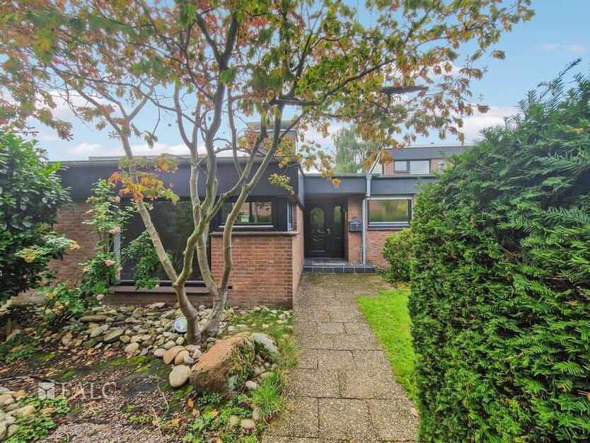 Miettraum im Grünen - Individuelles Wohnen im einzigartigen Split-Level-Haus in Angermund