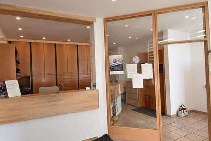 Büro in Oberhausen 2.330 € 213.34 m²