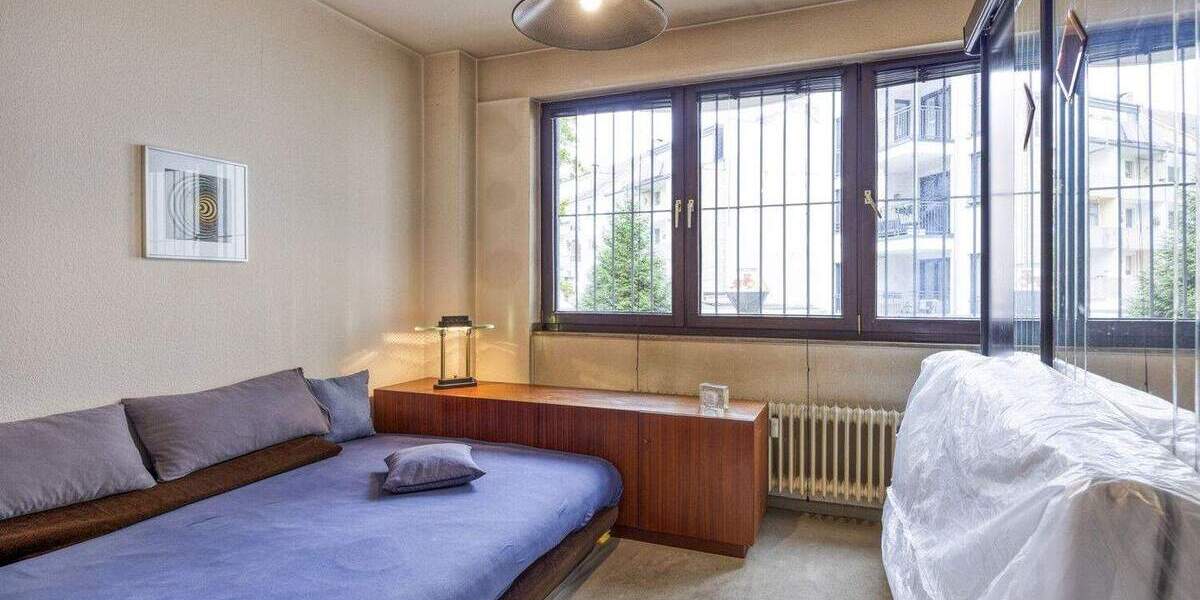 Etagenwohnung Düsseldorf Derendorf - 3 Zimmer, 90 m&sup2;, 329.000&euro; | Angebot:25835356