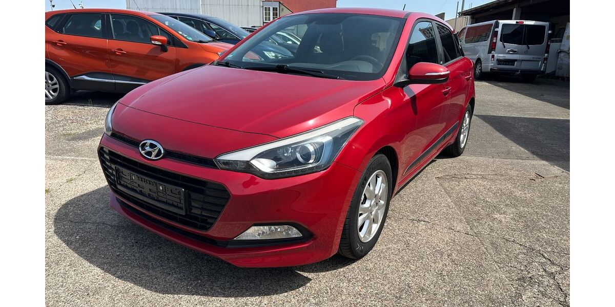 Hyundai i20 77.000 km 7.990 &euro; Neuss 41469