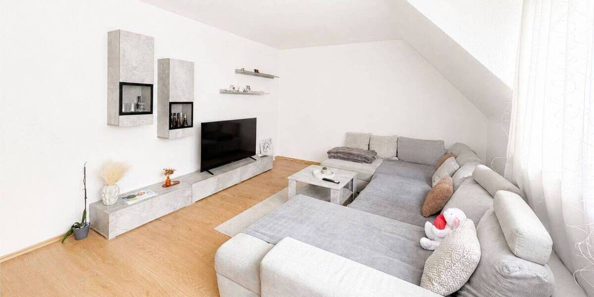 Etagenwohnung Düsseldorf Holthausen - 2 Zimmer, 70 m&sup2;, 890&euro; | Angebot:26916766