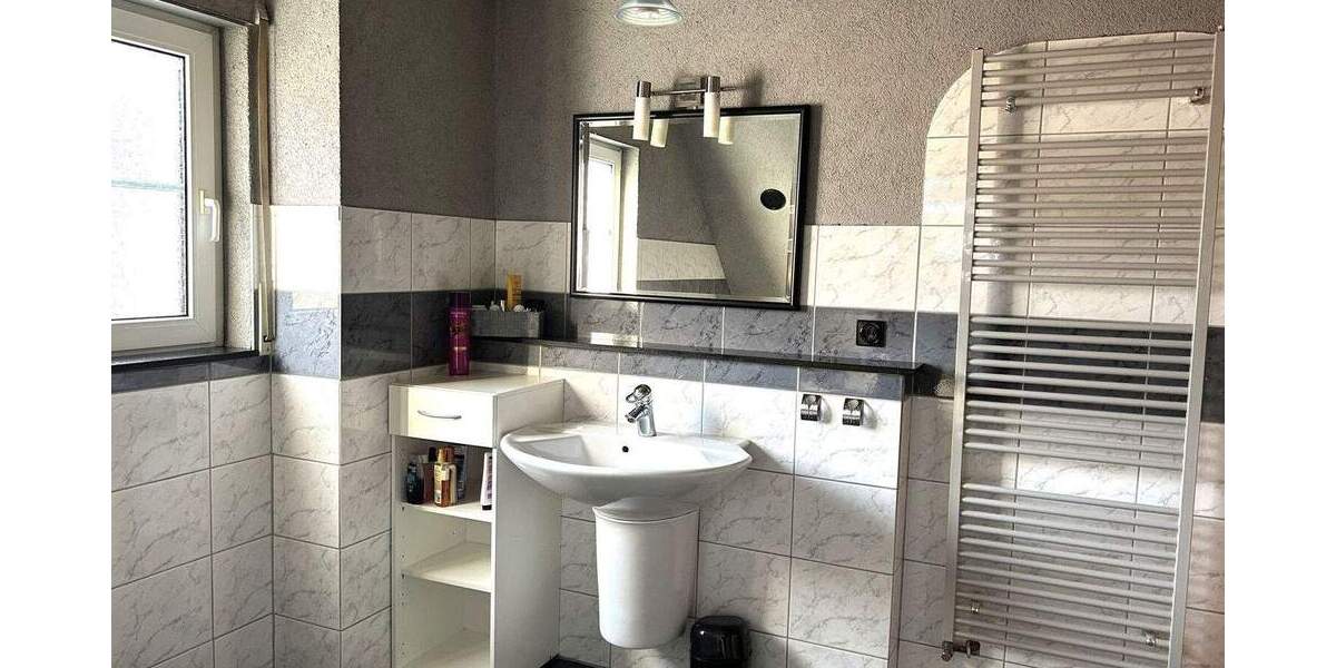 Modernes Einfamilienhaus in der Nähe des Hildener Stadtwalds 3 zimmer