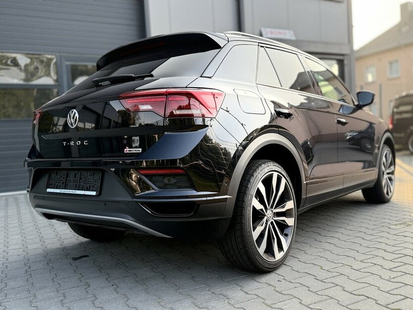 VW T-Roc R-Line 4Motion / CAM / PANO / Standheizung 95.788 km 24.990 € Mönchengladbach 41066