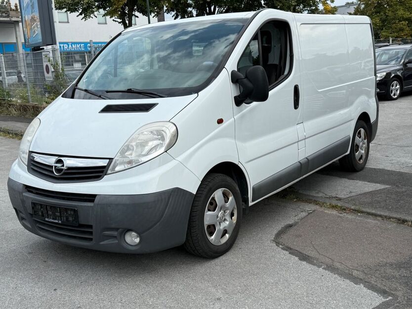Opel Vivaro 218.000 km 4.250 € Hilden 40721