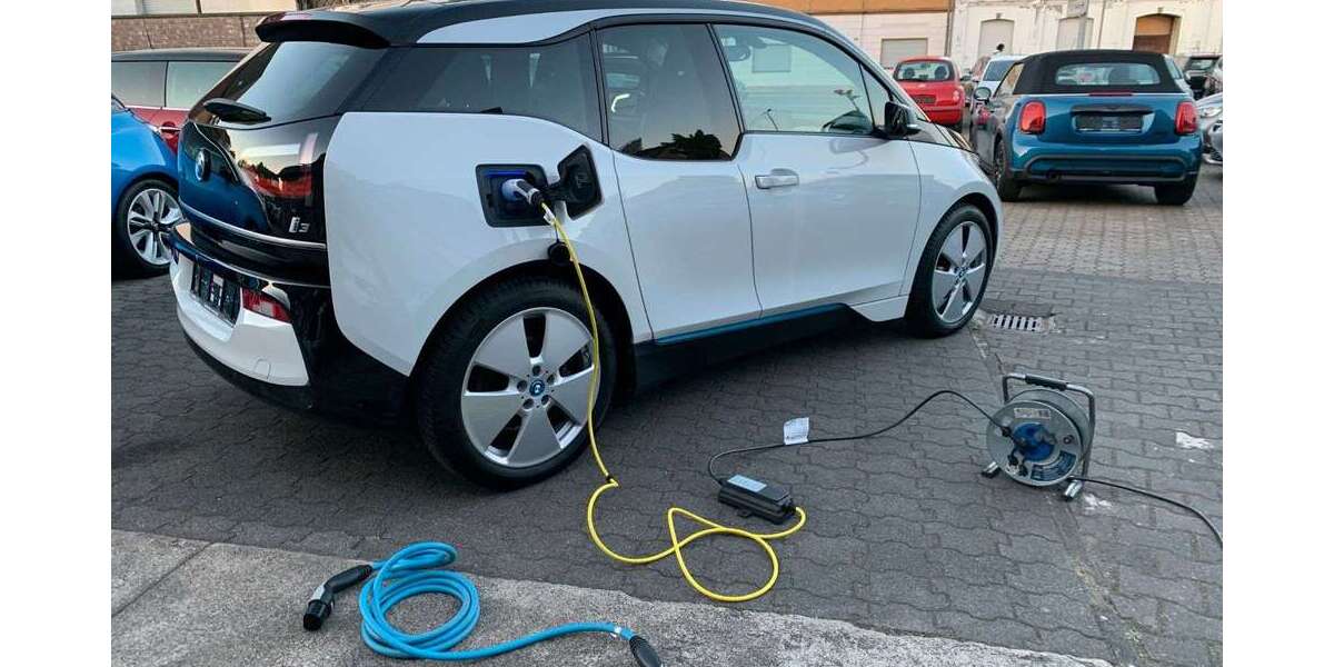 BMW i3 25.000 km 19.850 &euro; Moers 47443