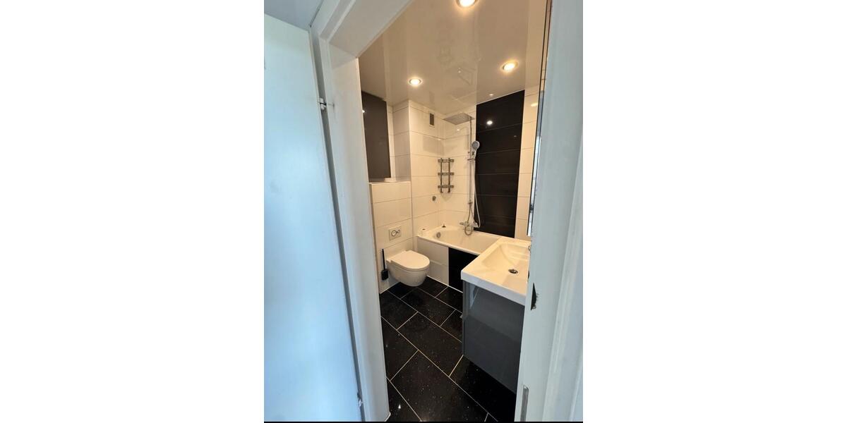 Moderne 3 Zimmer Wohnung in Düsseldorf Garath mit Aufzug und 3 zimmer