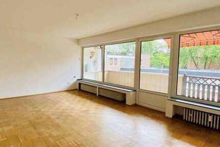 Haus Neuss Furth-Mitte - 8 Zimmer, 510 m&sup2;, 850.000&euro; | Angebot:27022333