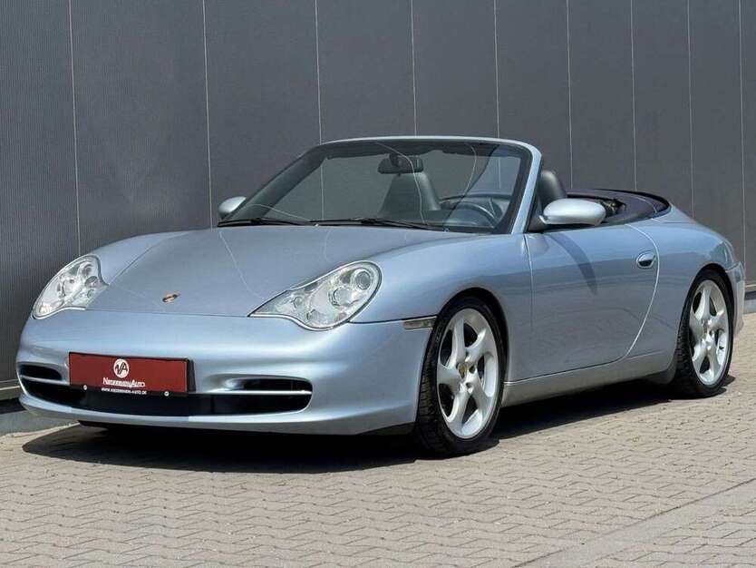 911