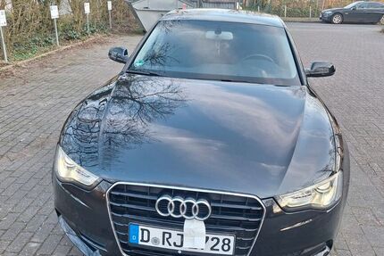 Audi A5 142.000 km 11.950 &euro; Düsseldorf 40229