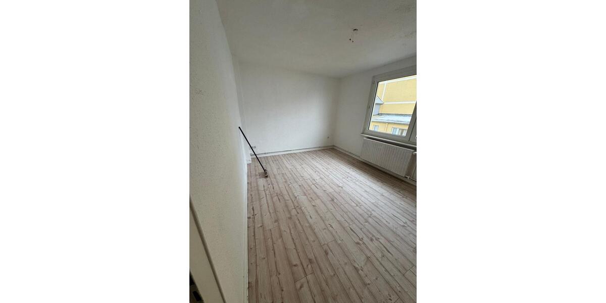 Helle 2-Raum Whg. in DU-Homberg - direkt am Helios! 2 zimmer