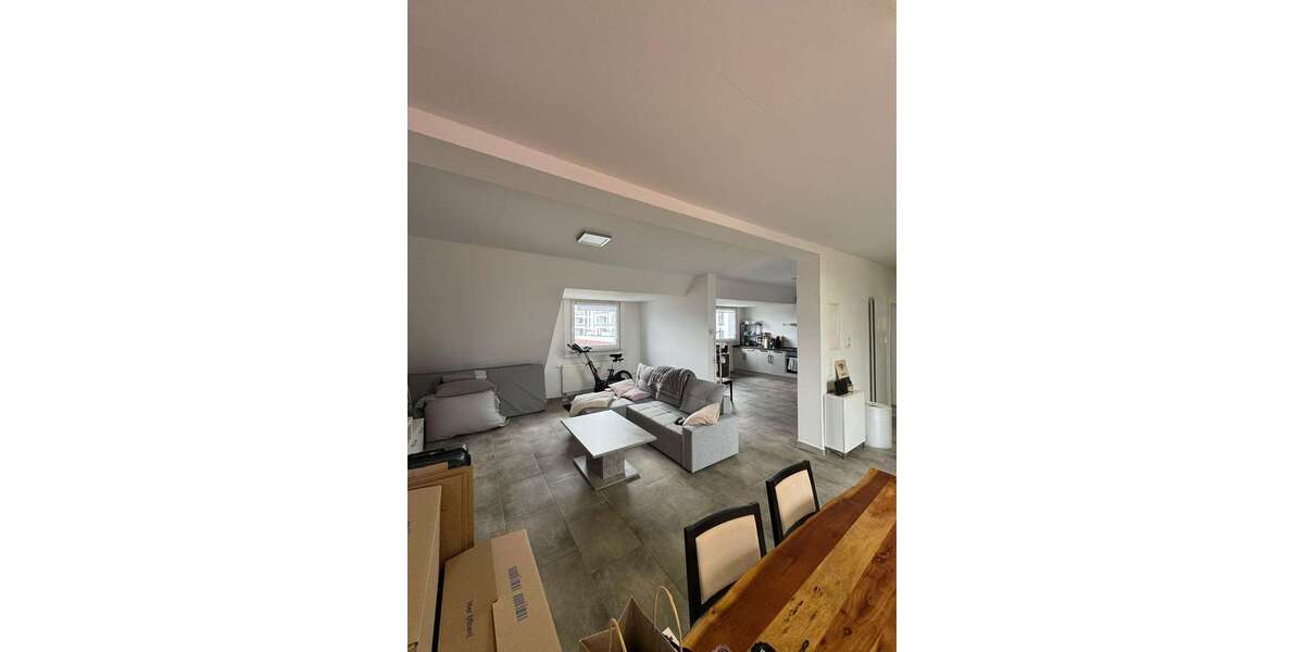 Wohnung zum Mieten in Wuppertal 1.050 € 135 m² 4 zimmer