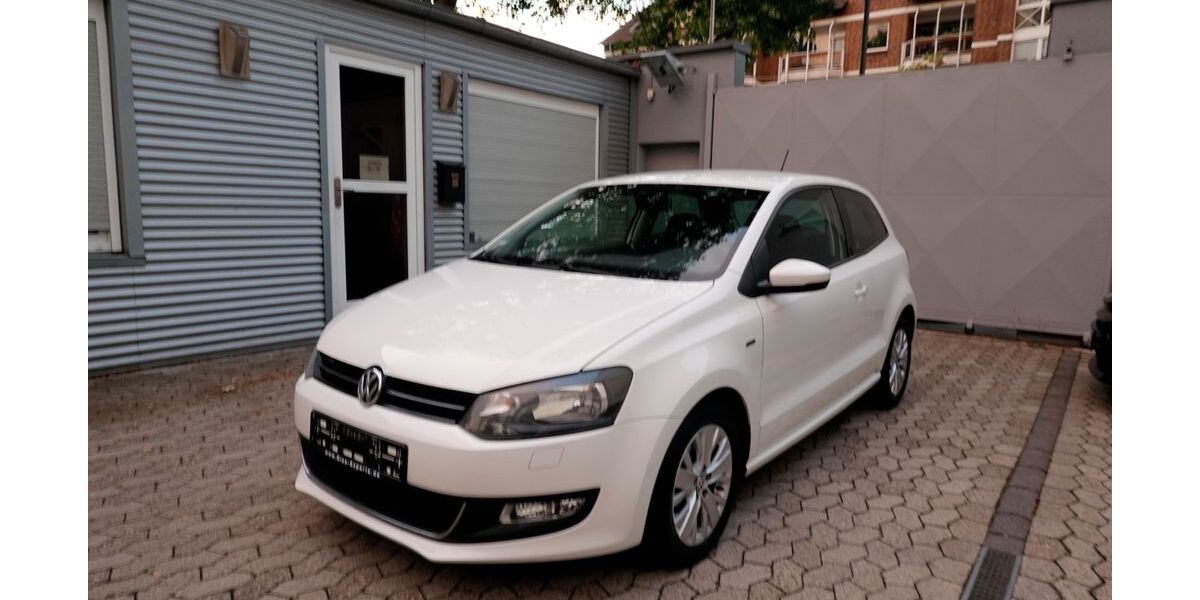 VW Polo 188.000 km 5.499 &euro; Düsseldorf 40231