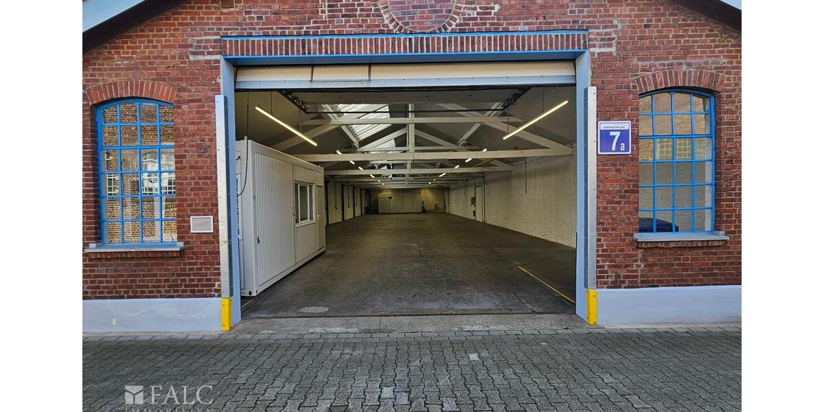 Moderne Lagerhalle im Gewerbepark-Süd zimmer