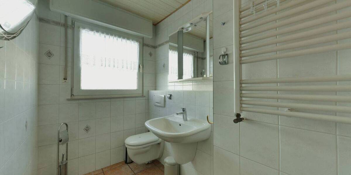 Doppelhaushälfte Wülfrath Innenstadt - 5 Zimmer, 148 m&sup2;, 465.000&euro; | Angebot:26320436