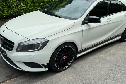 Mercedes-Benz A 180 157.000 km 14.000 € Duisburg 47051