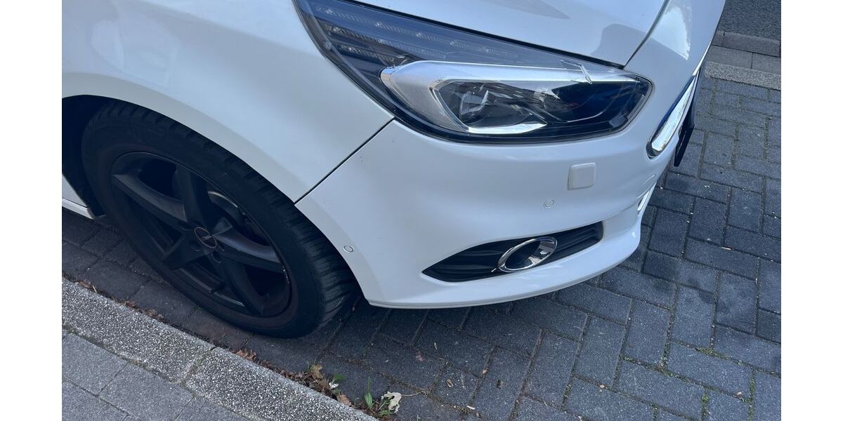 Ford S-Max 247.500 km 7.500 &euro; Mülheim an der Ruhr 45476