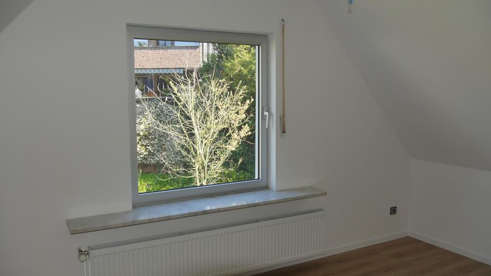 Einfamilienhaus Ratingen Homberg - 6.5 Zimmer, 145 m&sup2;, 2.025&euro; | Angebot:26162644