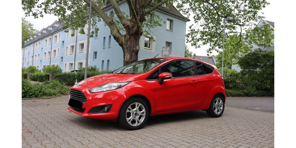 Ford Fiesta 153.000 km 2.999 &euro; Düsseldorf 40221