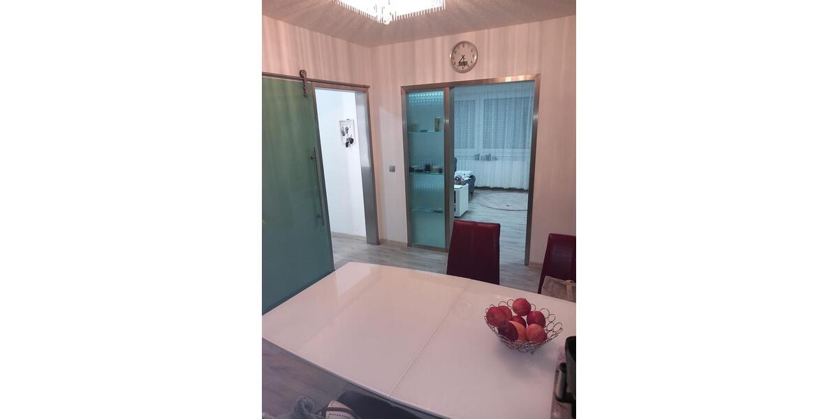 Etagenwohnung Mönchengladbach West - 4 Zimmer, 96 m&sup2;, 1.000&euro; | Angebot:26413547