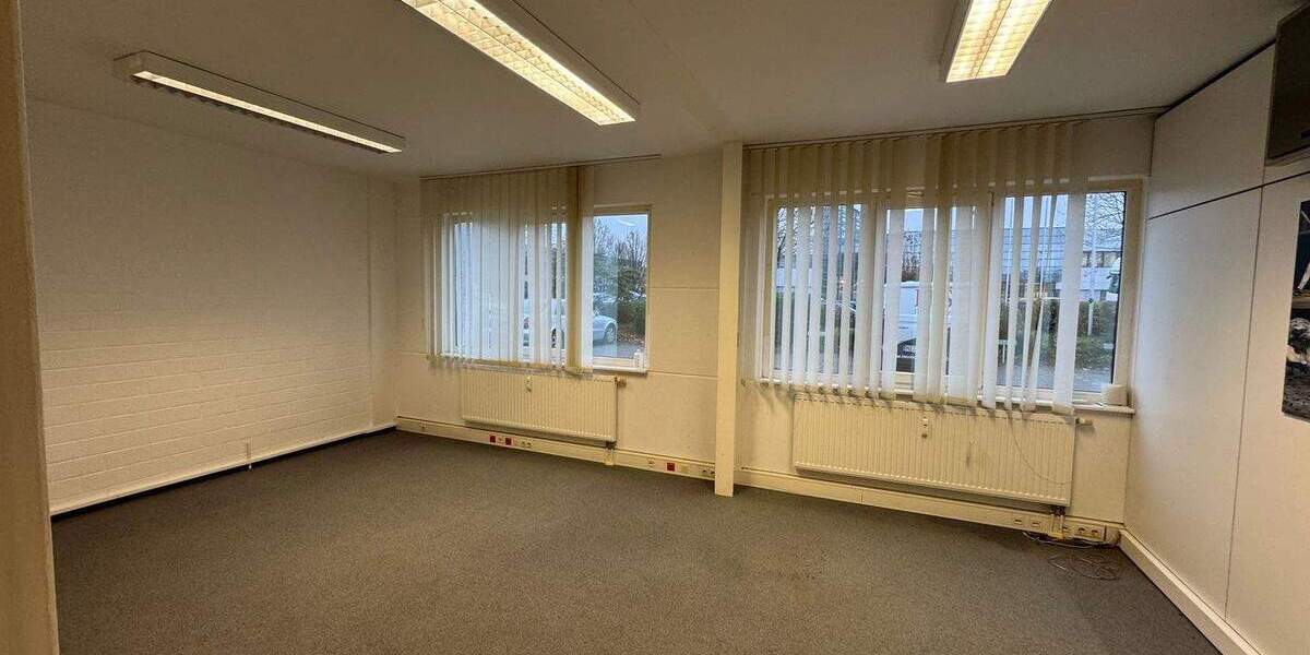25m² Büro Kanzlei ! KLIMA ! im EG viele Parkplätze! 1 zimmer