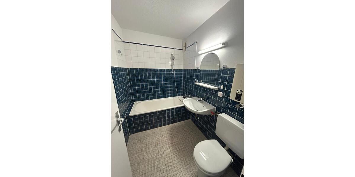 Etagenwohnung Düsseldorf Stadtbezirk 9 - 1 Zimmer, 47 m&sup2;, 523&euro; | Angebot:25328627