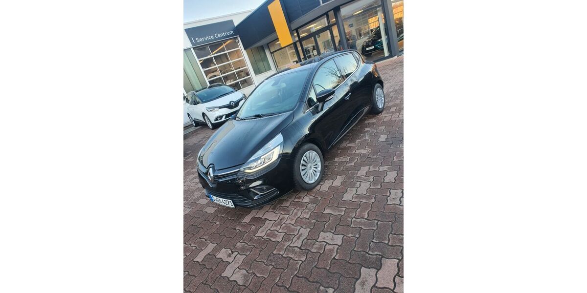 Renault Clio 77.800 km 7.800 &euro; dusseldorf 40223